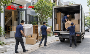 Bốc xếp tại phường Hòa Xuân